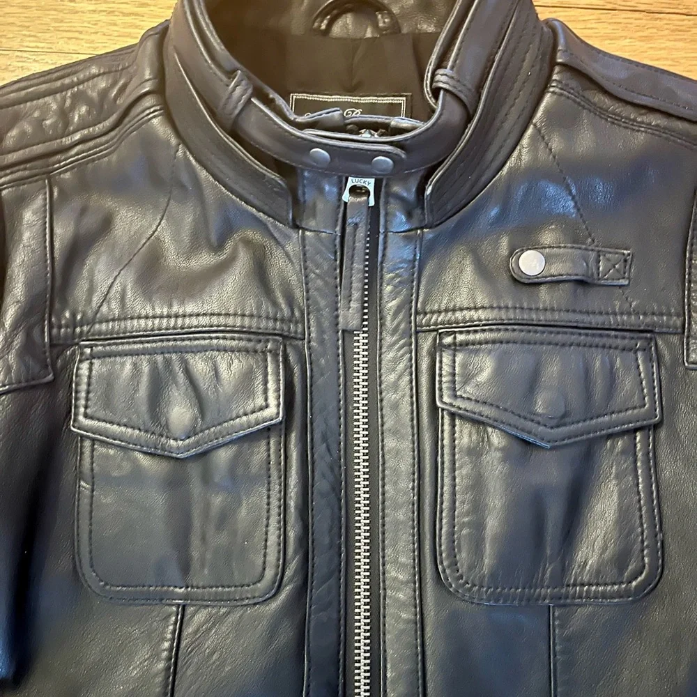 Vintage women’s medium Lucky Brand black leather jacket - Picture 3 of 4